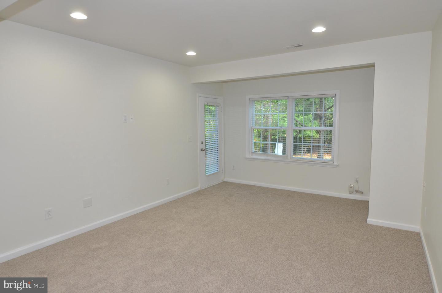 5636 ARROWFIELD TER, HAYMARKET, Virginia 20169, 4 Bedrooms Bedrooms, ,3 BathroomsBathrooms,Residential,For sale,5636 ARROWFIELD TER,VAPW2102246 MLS # VAPW2102246