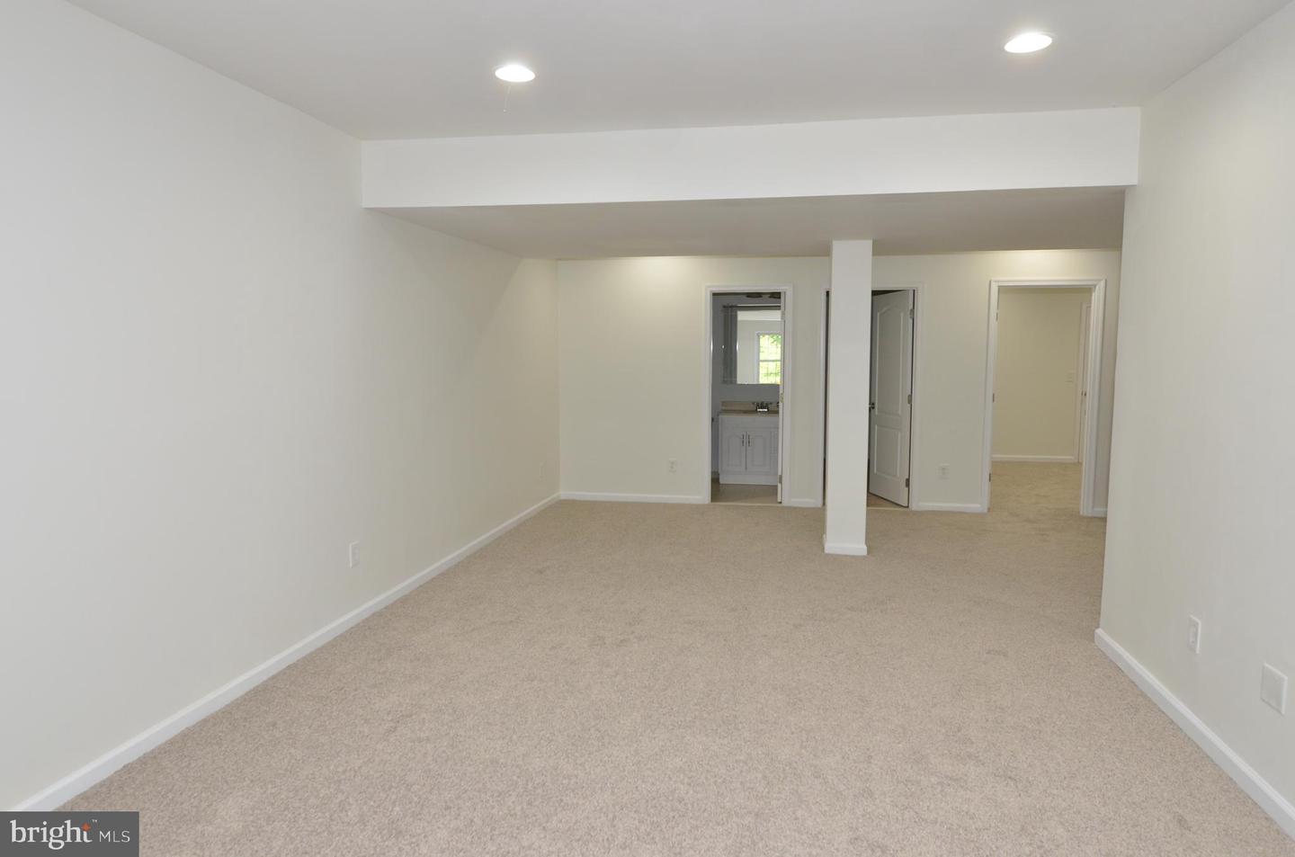 5636 ARROWFIELD TER, HAYMARKET, Virginia 20169, 4 Bedrooms Bedrooms, ,3 BathroomsBathrooms,Residential,For sale,5636 ARROWFIELD TER,VAPW2102246 MLS # VAPW2102246