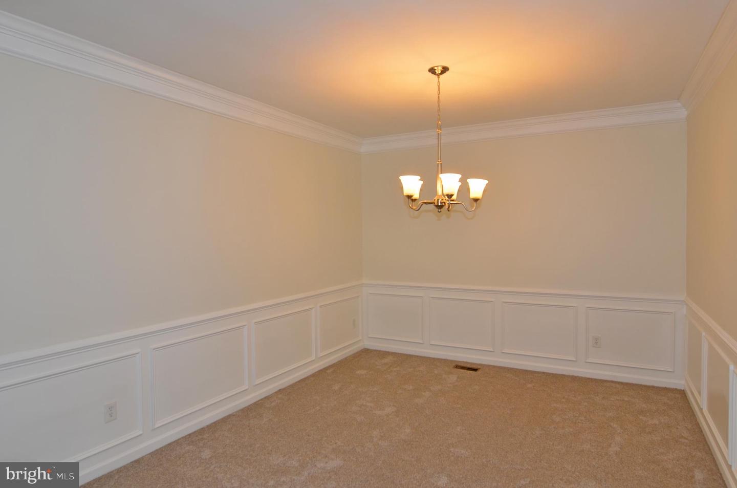 5636 ARROWFIELD TER, HAYMARKET, Virginia 20169, 4 Bedrooms Bedrooms, ,3 BathroomsBathrooms,Residential,For sale,5636 ARROWFIELD TER,VAPW2102246 MLS # VAPW2102246