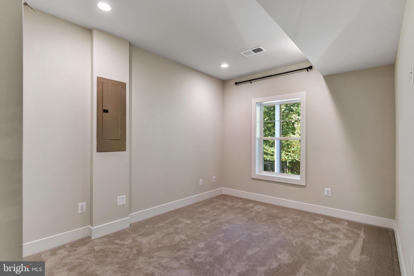 5530 VELTRI TER, HAYMARKET, Virginia 20169, 4 Bedrooms Bedrooms, ,3 BathroomsBathrooms,Residential,For sale,5530 VELTRI TER,VAPW2102608 MLS # VAPW2102608