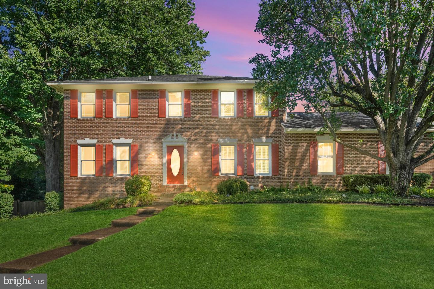 3716 KRYSIA CT, ANNANDALE, Virginia 22003, 4 Bedrooms Bedrooms, 13 Rooms Rooms,3 BathroomsBathrooms,Residential,For sale,3716 KRYSIA CT,VAFX2263220 MLS # VAFX2263220