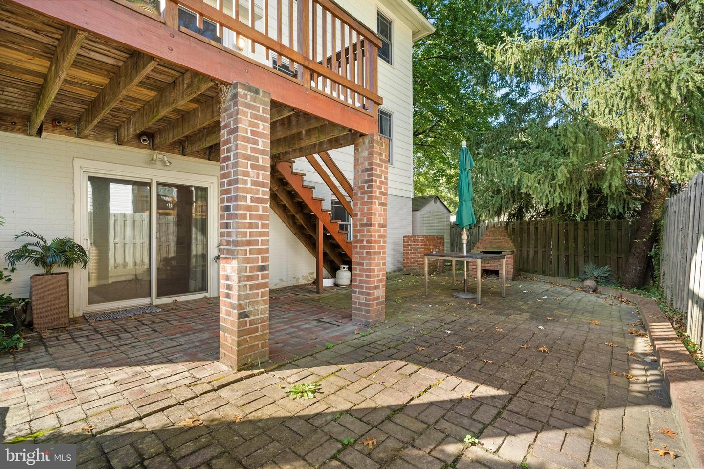 3716 KRYSIA CT, ANNANDALE, Virginia 22003, 4 Bedrooms Bedrooms, 13 Rooms Rooms,3 BathroomsBathrooms,Residential,For sale,3716 KRYSIA CT,VAFX2263220 MLS # VAFX2263220