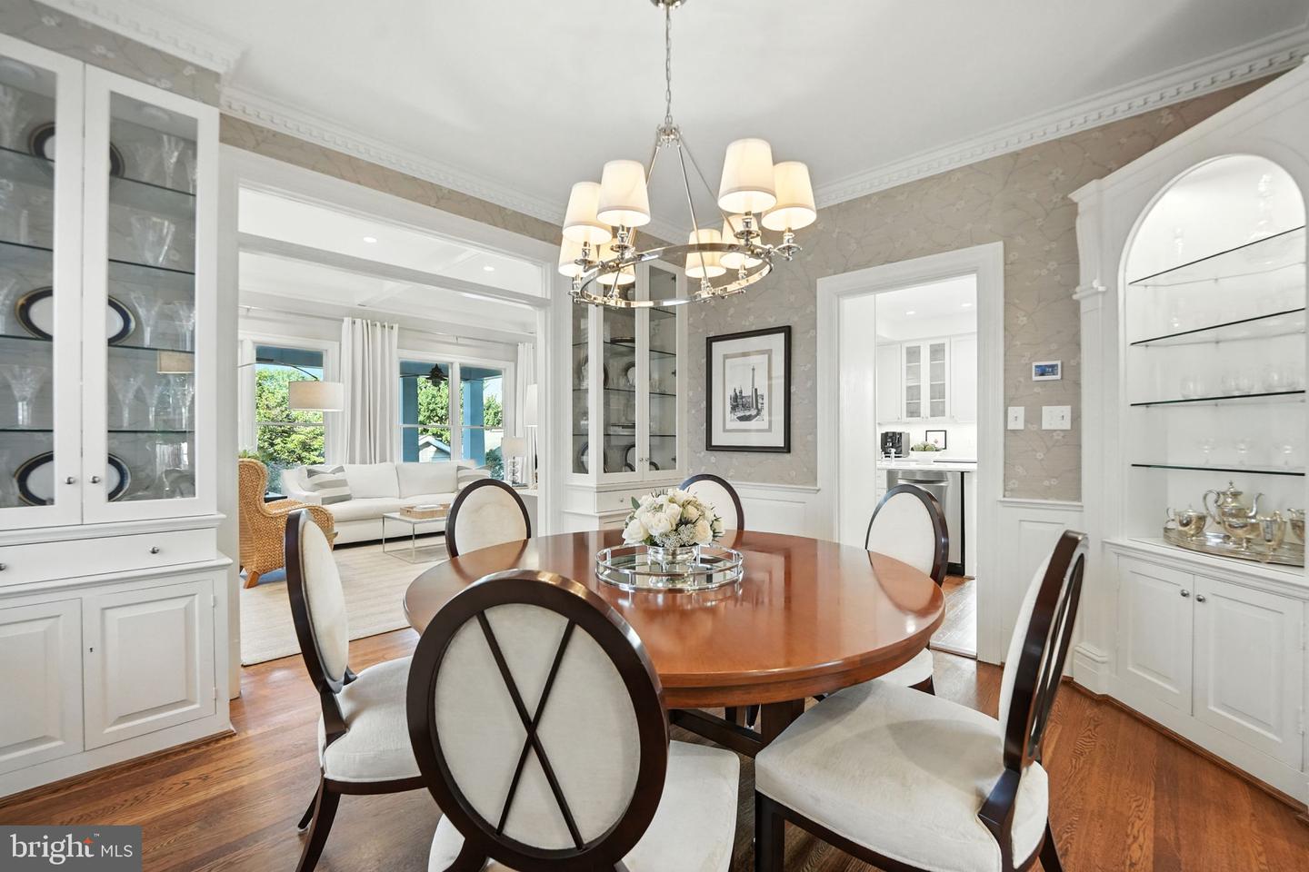 1610 N DANVILLE ST, ARLINGTON, Virginia 22201, 6 Bedrooms Bedrooms, ,3 BathroomsBathrooms,Residential,For sale,1610 N DANVILLE ST,VAAR2062840 MLS # VAAR2062840