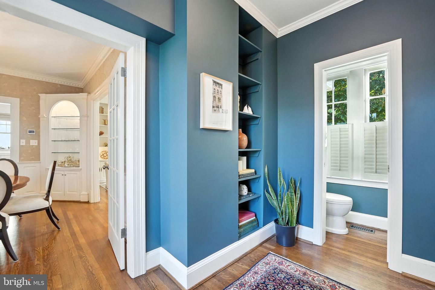 1610 N DANVILLE ST, ARLINGTON, Virginia 22201, 6 Bedrooms Bedrooms, ,3 BathroomsBathrooms,Residential,For sale,1610 N DANVILLE ST,VAAR2062840 MLS # VAAR2062840