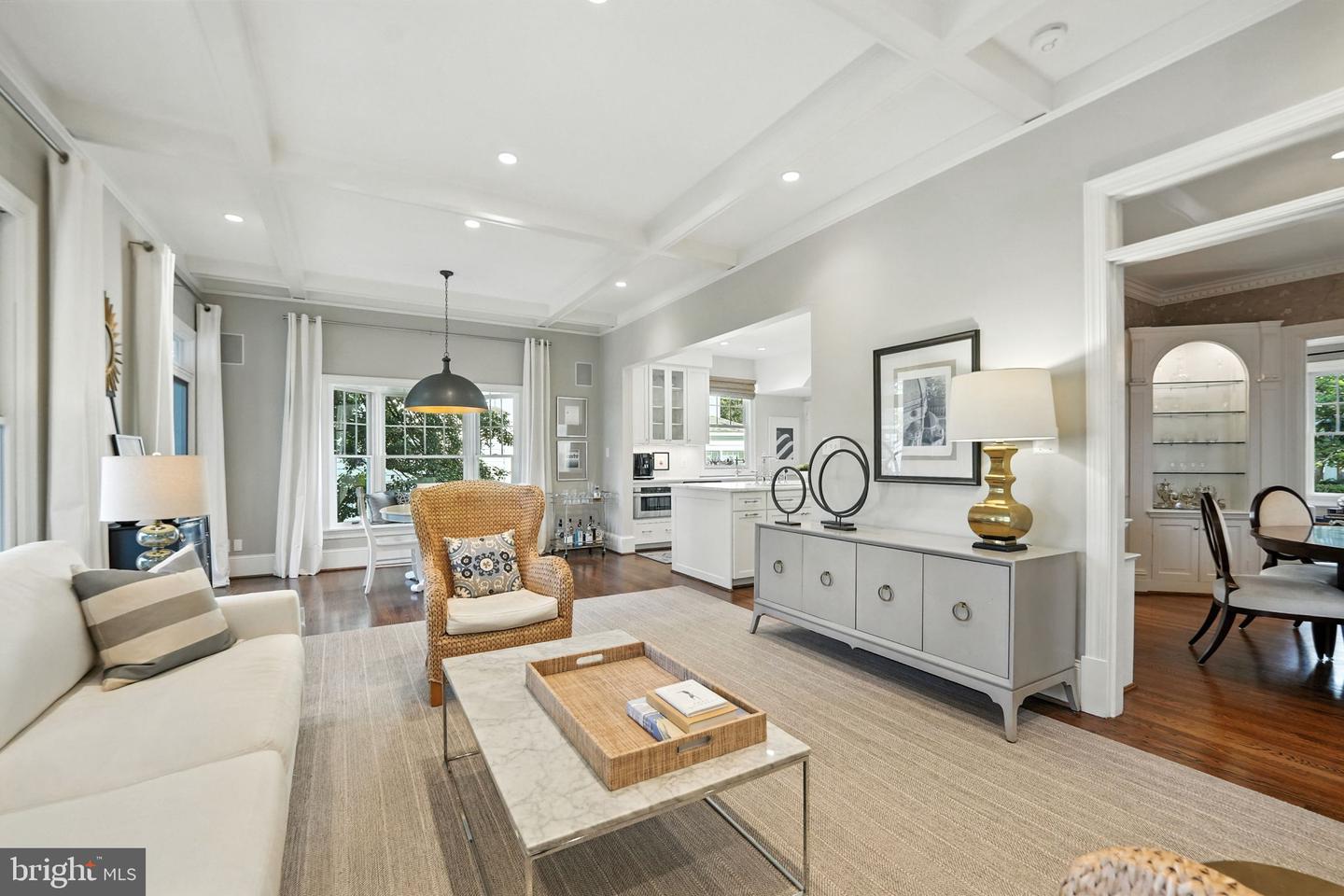 1610 N DANVILLE ST, ARLINGTON, Virginia 22201, 6 Bedrooms Bedrooms, ,3 BathroomsBathrooms,Residential,For sale,1610 N DANVILLE ST,VAAR2062840 MLS # VAAR2062840