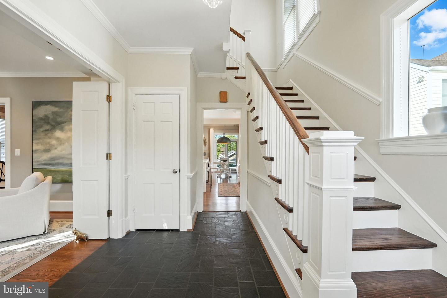 1610 N DANVILLE ST, ARLINGTON, Virginia 22201, 6 Bedrooms Bedrooms, ,3 BathroomsBathrooms,Residential,For sale,1610 N DANVILLE ST,VAAR2062840 MLS # VAAR2062840