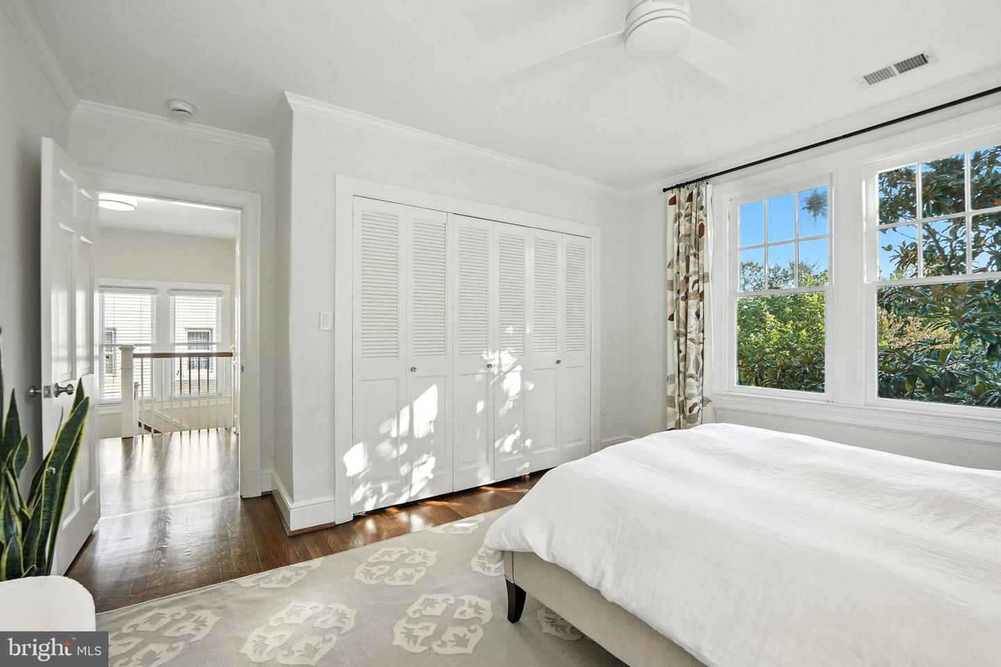 1610 N DANVILLE ST, ARLINGTON, Virginia 22201, 6 Bedrooms Bedrooms, ,3 BathroomsBathrooms,Residential,For sale,1610 N DANVILLE ST,VAAR2062840 MLS # VAAR2062840