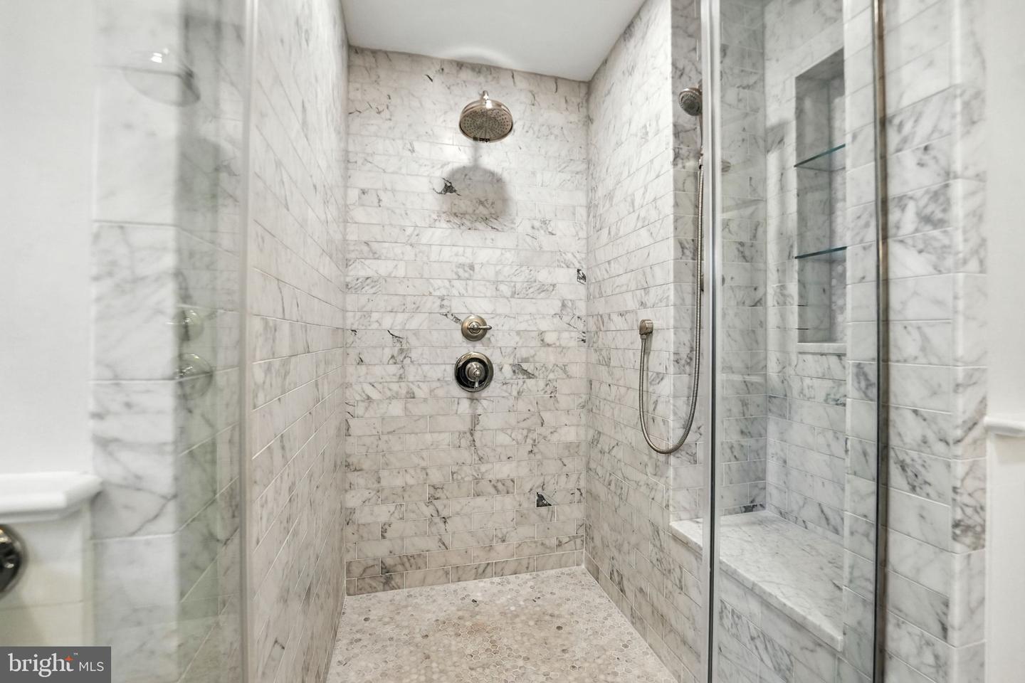 1610 N DANVILLE ST, ARLINGTON, Virginia 22201, 6 Bedrooms Bedrooms, ,3 BathroomsBathrooms,Residential,For sale,1610 N DANVILLE ST,VAAR2062840 MLS # VAAR2062840