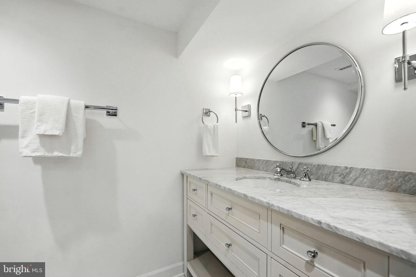 1610 N DANVILLE ST, ARLINGTON, Virginia 22201, 6 Bedrooms Bedrooms, ,3 BathroomsBathrooms,Residential,For sale,1610 N DANVILLE ST,VAAR2062840 MLS # VAAR2062840