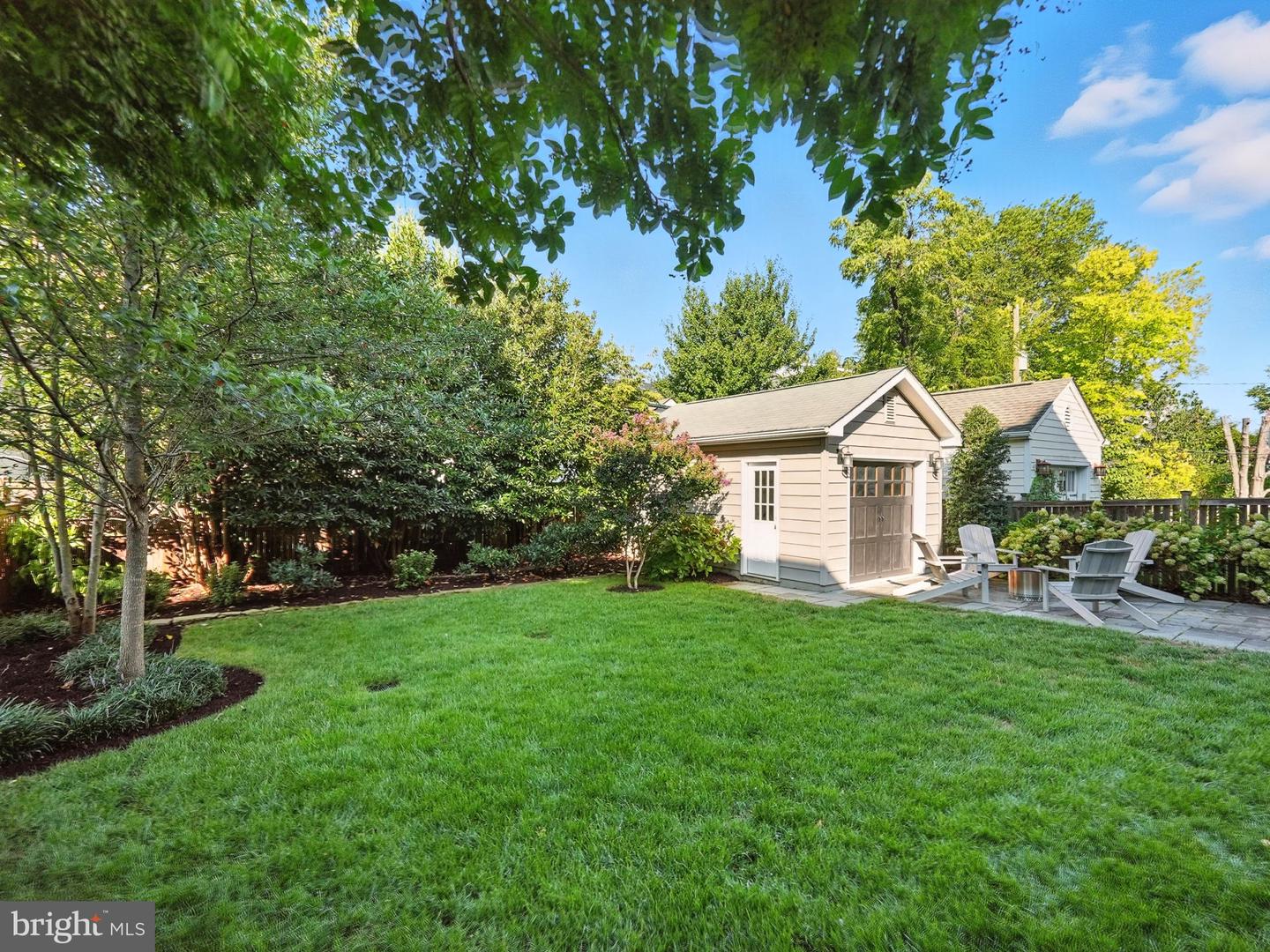 1610 N DANVILLE ST, ARLINGTON, Virginia 22201, 6 Bedrooms Bedrooms, ,3 BathroomsBathrooms,Residential,For sale,1610 N DANVILLE ST,VAAR2062840 MLS # VAAR2062840