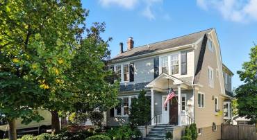 1610 N DANVILLE ST, ARLINGTON, Virginia 22201, 6 Bedrooms Bedrooms, ,3 BathroomsBathrooms,Residential,For sale,1610 N DANVILLE ST,VAAR2062840 MLS # VAAR2062840