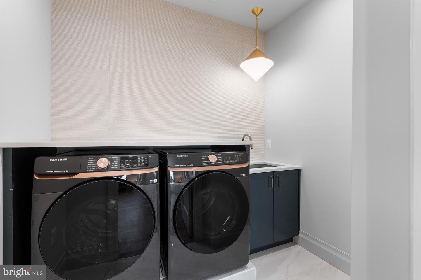 6301 31ST ST N, ARLINGTON, Virginia 22207, 6 Bedrooms Bedrooms, ,6 BathroomsBathrooms,Residential,For sale,6301 31ST ST N,VAAR2062868 MLS # VAAR2062868