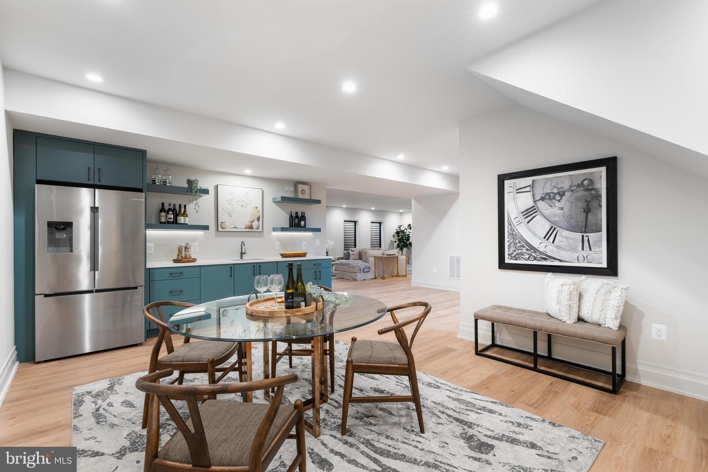 6301 31ST ST N, ARLINGTON, Virginia 22207, 6 Bedrooms Bedrooms, ,6 BathroomsBathrooms,Residential,For sale,6301 31ST ST N,VAAR2062868 MLS # VAAR2062868