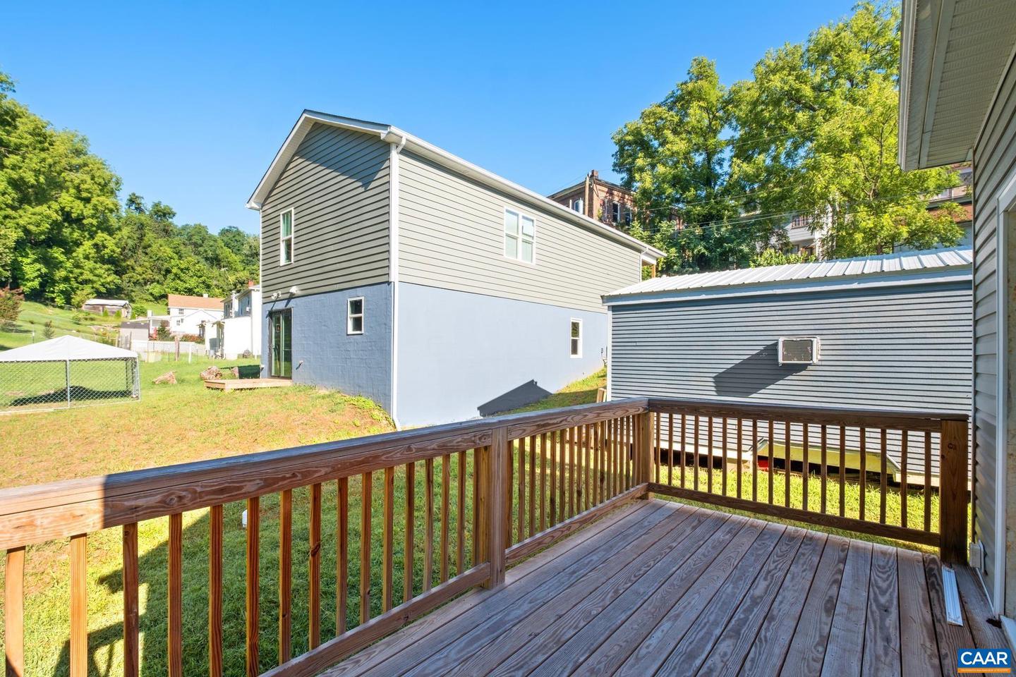 22 STAFFORD ST, STAUNTON, Virginia 24401, 2 Bedrooms Bedrooms, ,2 BathroomsBathrooms,Residential,For sale,22 STAFFORD ST,668324 MLS # 668324