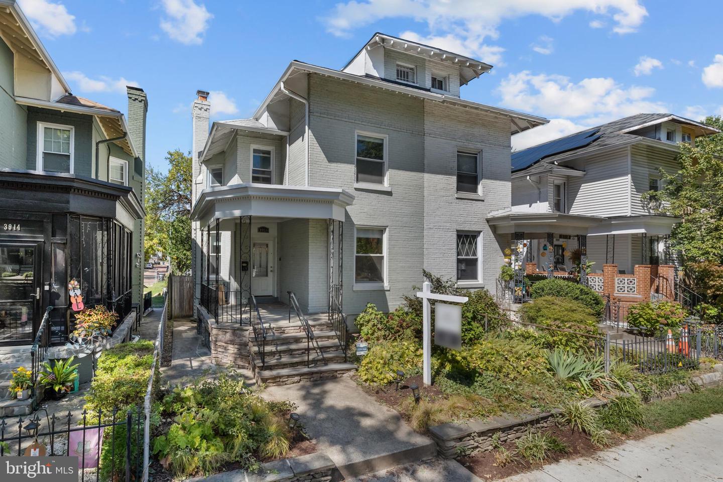 3916 5TH ST NW, WASHINGTON, District Of Columbia 20011, 3 Bedrooms Bedrooms, ,4 BathroomsBathrooms,Residential,For sale,3916 5TH ST NW,DCDC2217378 MLS # DCDC2217378