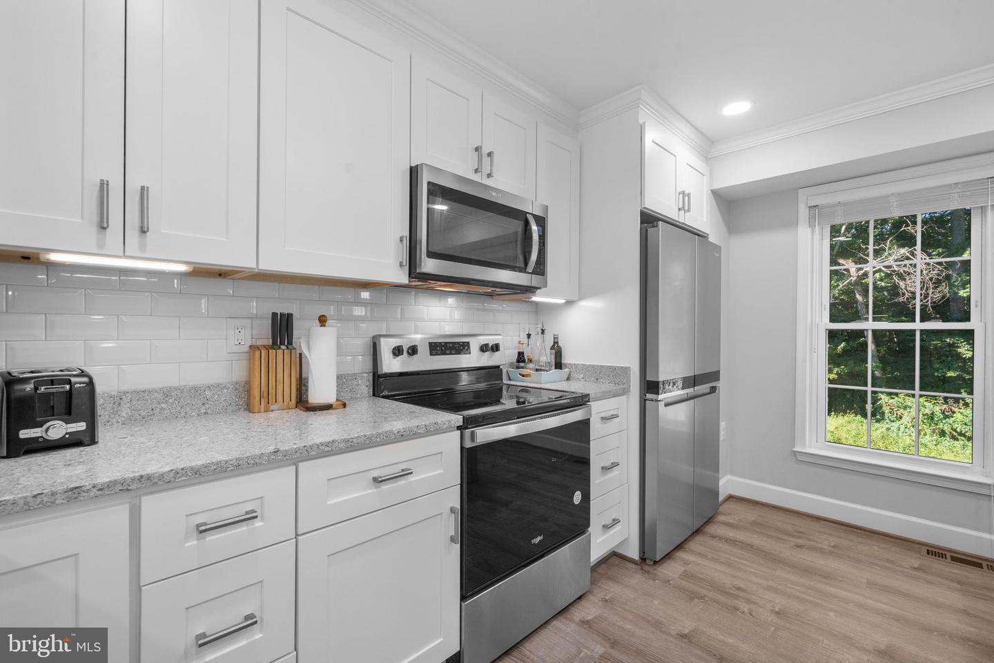 5638 SUTHERLAND CT, BURKE, Virginia 22015, 3 Bedrooms Bedrooms, ,3 BathroomsBathrooms,Residential,For sale,5638 SUTHERLAND CT,VAFX2264130 MLS # VAFX2264130