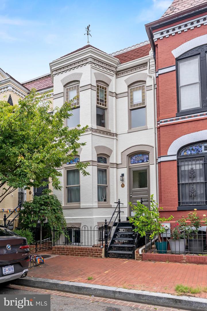 1335 WALLACH PL NW, WASHINGTON, District Of Columbia 20009, 4 Bedrooms Bedrooms, ,3 BathroomsBathrooms,Residential,For sale,1335 WALLACH PL NW,DCDC2217490 MLS # DCDC2217490