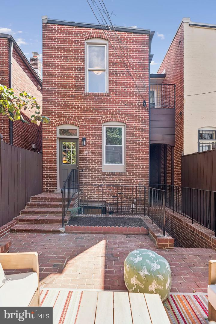 1335 WALLACH PL NW, WASHINGTON, District Of Columbia 20009, 4 Bedrooms Bedrooms, ,3 BathroomsBathrooms,Residential,For sale,1335 WALLACH PL NW,DCDC2217490 MLS # DCDC2217490