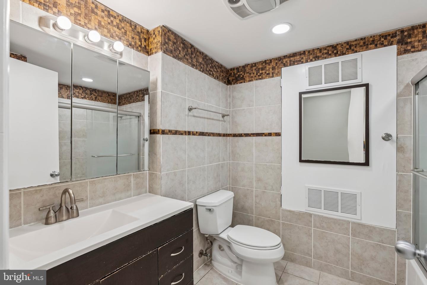 1335 WALLACH PL NW, WASHINGTON, District Of Columbia 20009, 4 Bedrooms Bedrooms, ,3 BathroomsBathrooms,Residential,For sale,1335 WALLACH PL NW,DCDC2217490 MLS # DCDC2217490