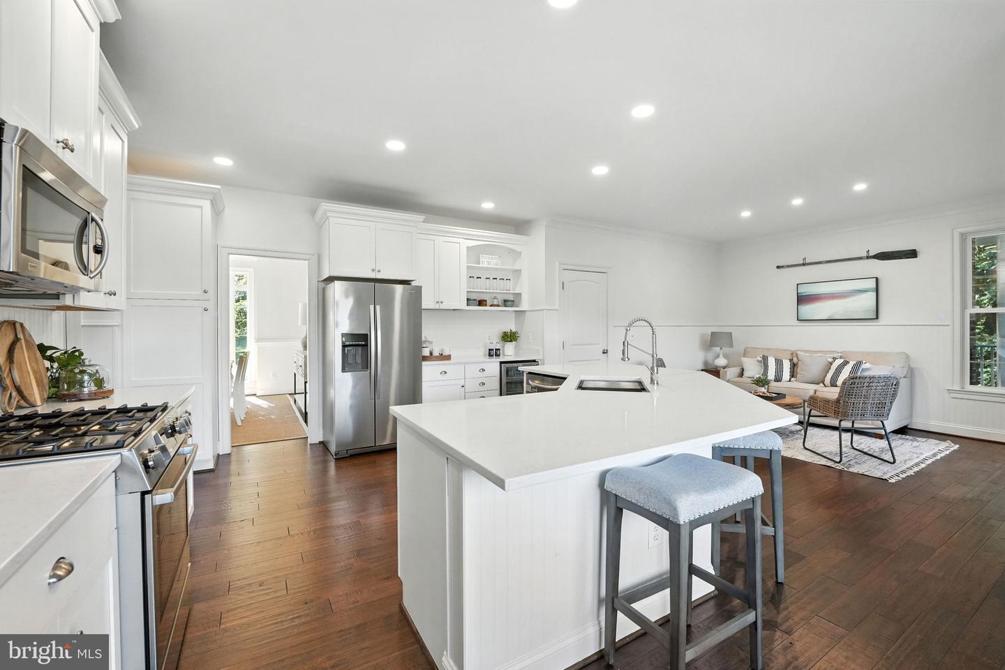 11200 FAWN LAKE PKWY, SPOTSYLVANIA, Virginia 22551, 5 Bedrooms Bedrooms, ,5 BathroomsBathrooms,Residential,For sale,11200 FAWN LAKE PKWY,VASP2035910 MLS # VASP2035910