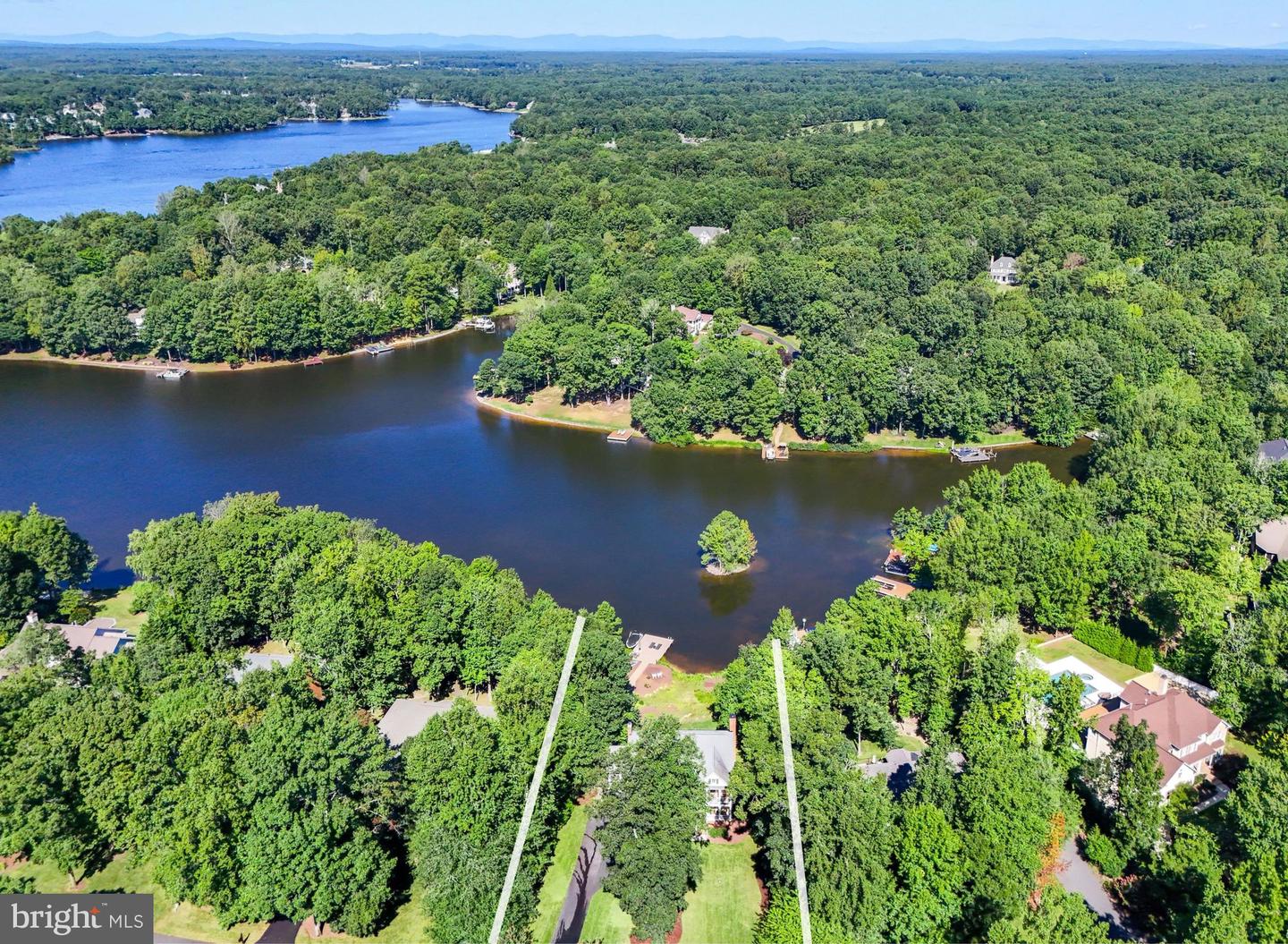 11200 FAWN LAKE PKWY, SPOTSYLVANIA, Virginia 22551, 5 Bedrooms Bedrooms, ,5 BathroomsBathrooms,Residential,For sale,11200 FAWN LAKE PKWY,VASP2035910 MLS # VASP2035910
