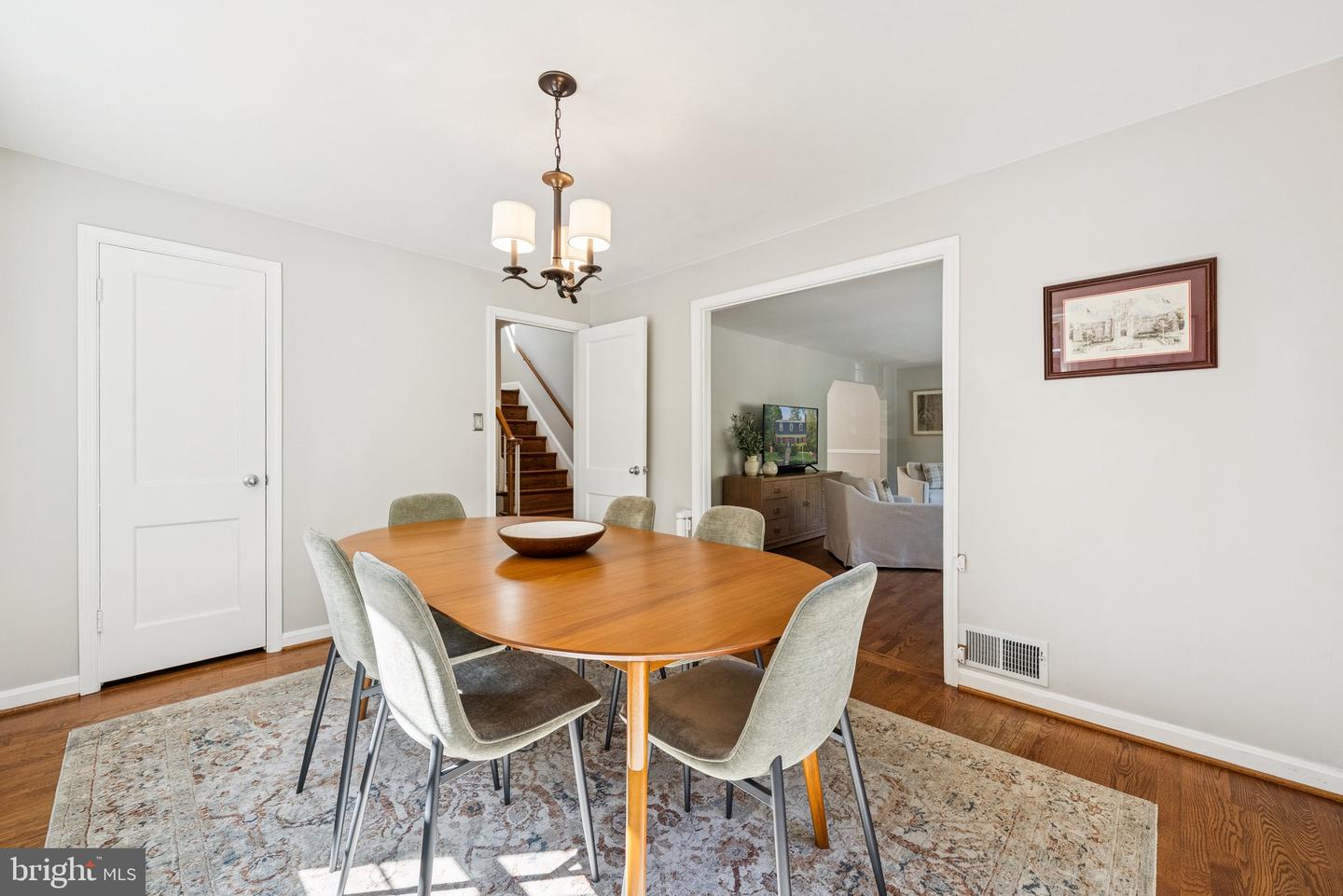 6515 OAKWOOD DR, FALLS CHURCH, Virginia 22041, 4 Bedrooms Bedrooms, ,2 BathroomsBathrooms,Residential,For sale,6515 OAKWOOD DR,VAFX2264372 MLS # VAFX2264372