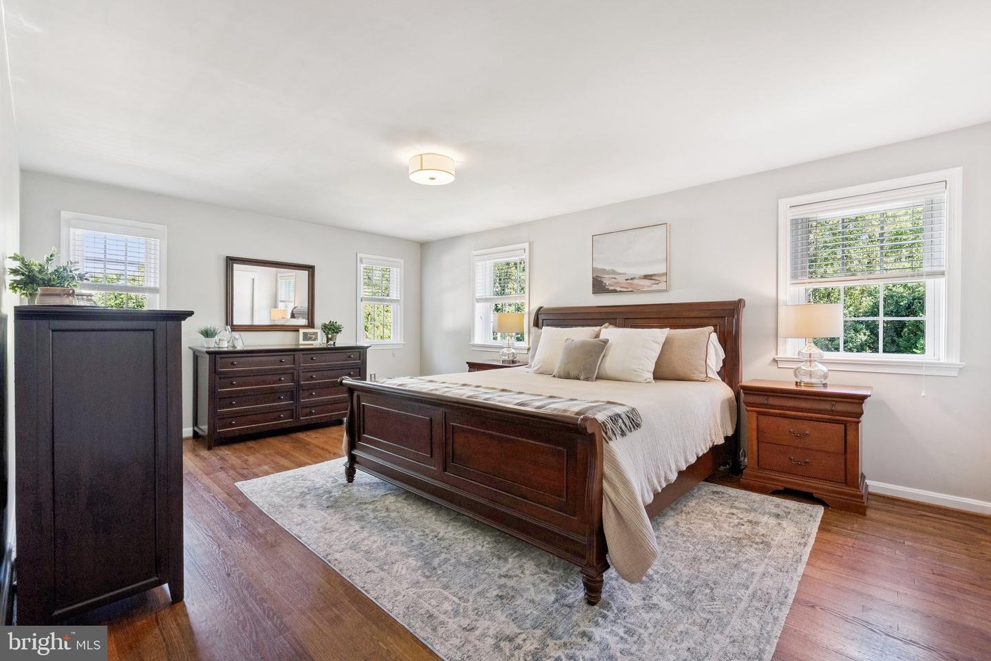 6515 OAKWOOD DR, FALLS CHURCH, Virginia 22041, 4 Bedrooms Bedrooms, ,2 BathroomsBathrooms,Residential,For sale,6515 OAKWOOD DR,VAFX2264372 MLS # VAFX2264372