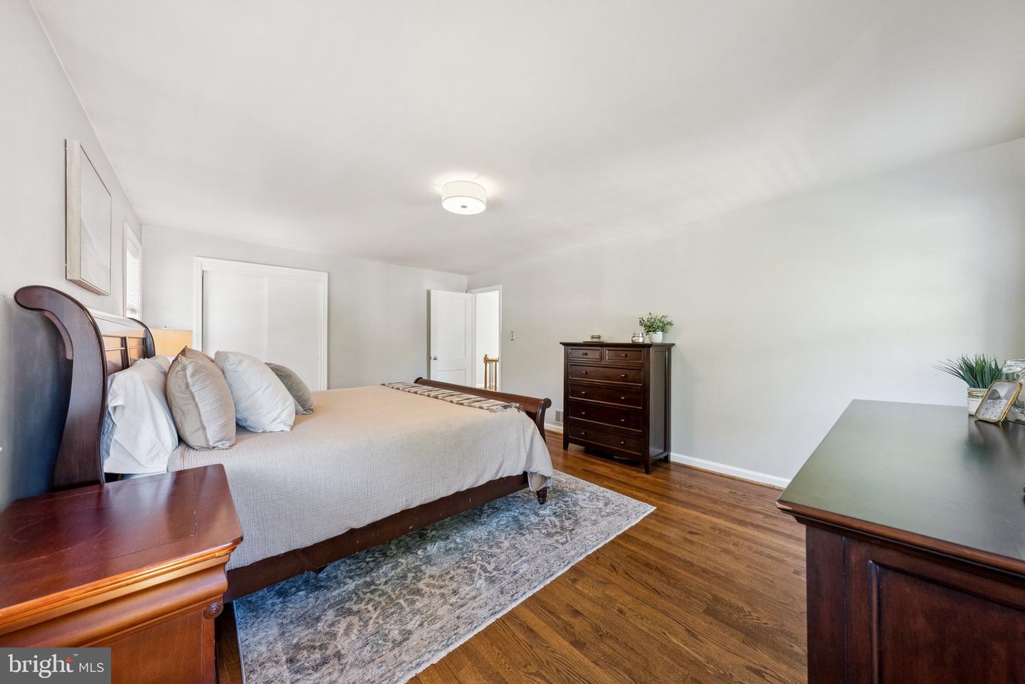 6515 OAKWOOD DR, FALLS CHURCH, Virginia 22041, 4 Bedrooms Bedrooms, ,2 BathroomsBathrooms,Residential,For sale,6515 OAKWOOD DR,VAFX2264372 MLS # VAFX2264372
