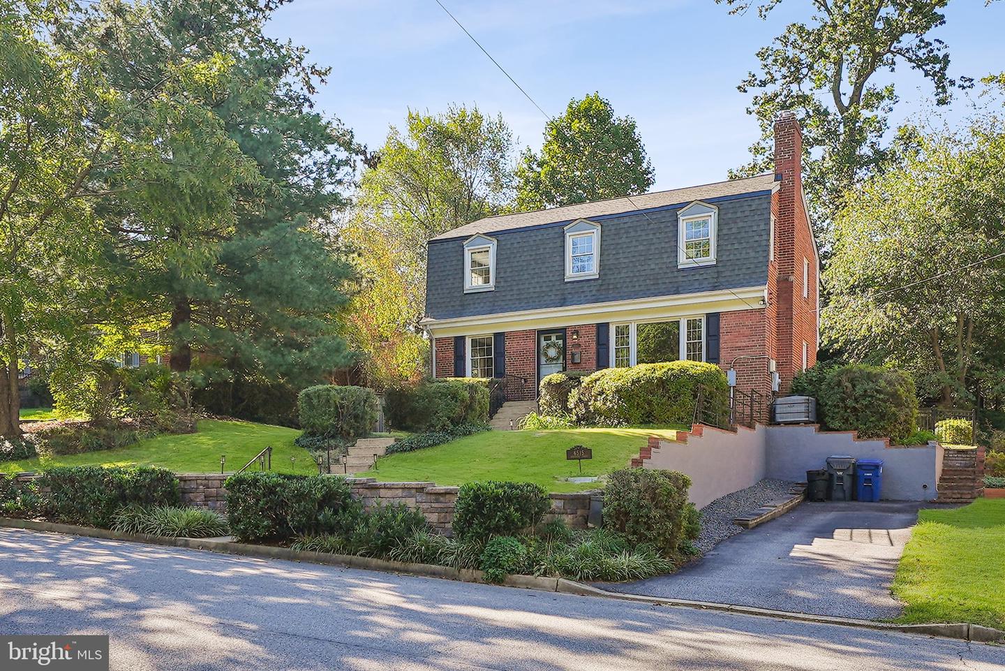 6515 OAKWOOD DR, FALLS CHURCH, Virginia 22041, 4 Bedrooms Bedrooms, ,2 BathroomsBathrooms,Residential,For sale,6515 OAKWOOD DR,VAFX2264372 MLS # VAFX2264372