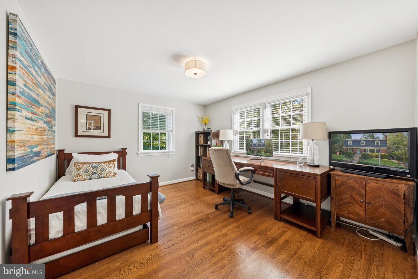 6515 OAKWOOD DR, FALLS CHURCH, Virginia 22041, 4 Bedrooms Bedrooms, ,2 BathroomsBathrooms,Residential,For sale,6515 OAKWOOD DR,VAFX2264372 MLS # VAFX2264372