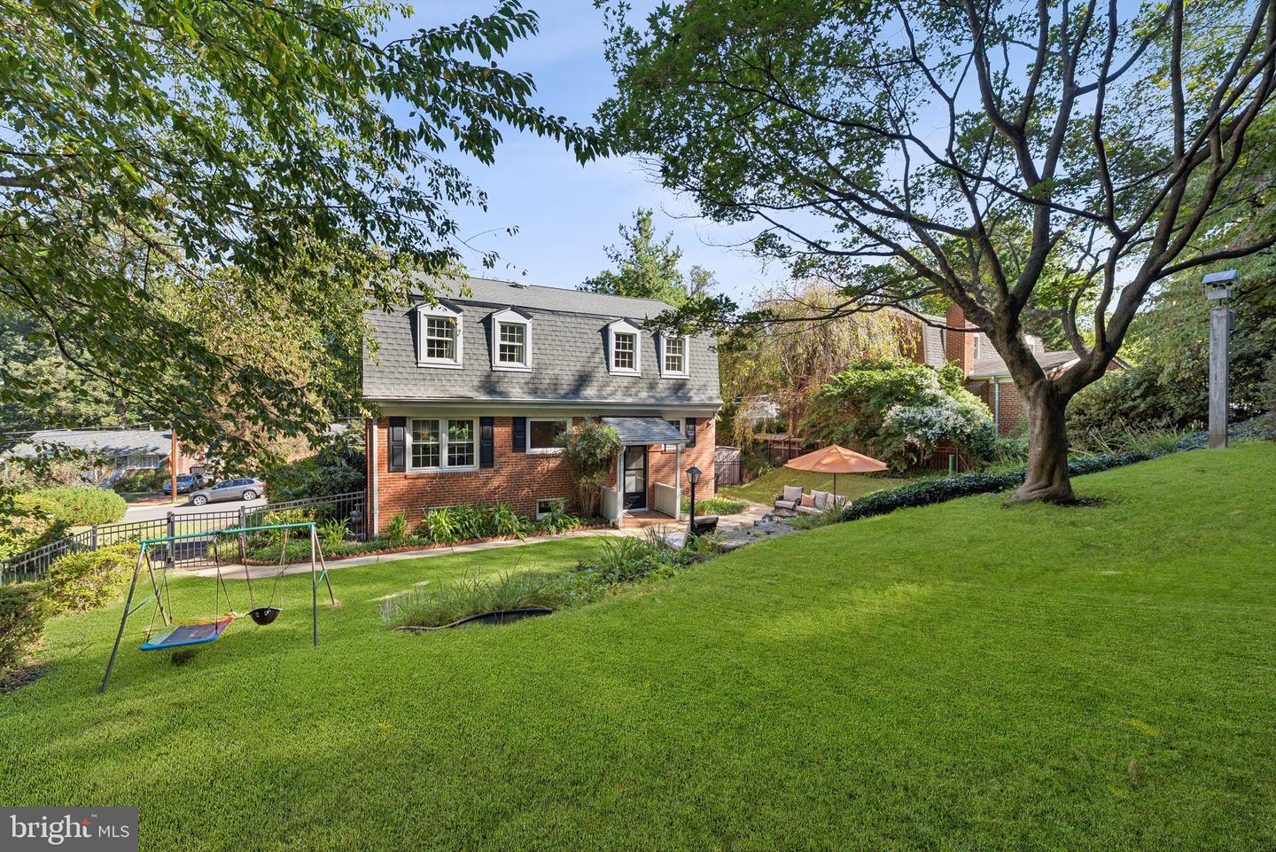 6515 OAKWOOD DR, FALLS CHURCH, Virginia 22041, 4 Bedrooms Bedrooms, ,2 BathroomsBathrooms,Residential,For sale,6515 OAKWOOD DR,VAFX2264372 MLS # VAFX2264372
