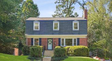 6515 OAKWOOD DR, FALLS CHURCH, Virginia 22041, 4 Bedrooms Bedrooms, ,2 BathroomsBathrooms,Residential,For sale,6515 OAKWOOD DR,VAFX2264372 MLS # VAFX2264372