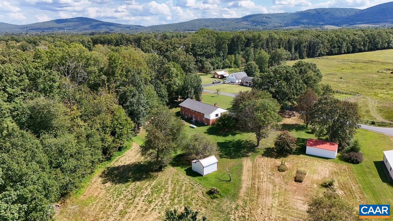 4293 HAMM RD, BARBOURSVILLE, Virginia 22923, 3 Bedrooms Bedrooms, ,2 BathroomsBathrooms,Residential,For sale,4293 HAMM RD,668479 MLS # 668479