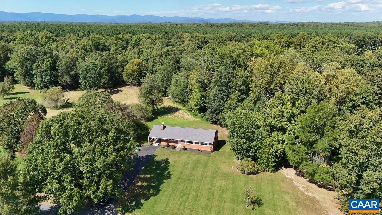 4293 HAMM RD, BARBOURSVILLE, Virginia 22923, 3 Bedrooms Bedrooms, ,2 BathroomsBathrooms,Residential,For sale,4293 HAMM RD,668479 MLS # 668479