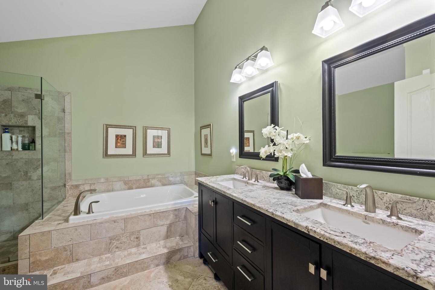 20129 VALHALLA SQ, ASHBURN, Virginia 20147, 3 Bedrooms Bedrooms, ,3 BathroomsBathrooms,Residential,For sale,20129 VALHALLA SQ,VALO2105954 MLS # VALO2105954