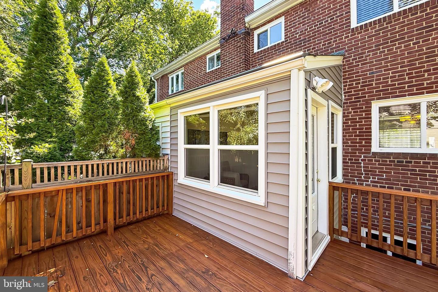 214 E SPRING ST E, ALEXANDRIA, Virginia 22301, 2 Bedrooms Bedrooms, ,1 BathroomBathrooms,Residential,For sale,214 E SPRING ST E,VAAX2049250 MLS # VAAX2049250