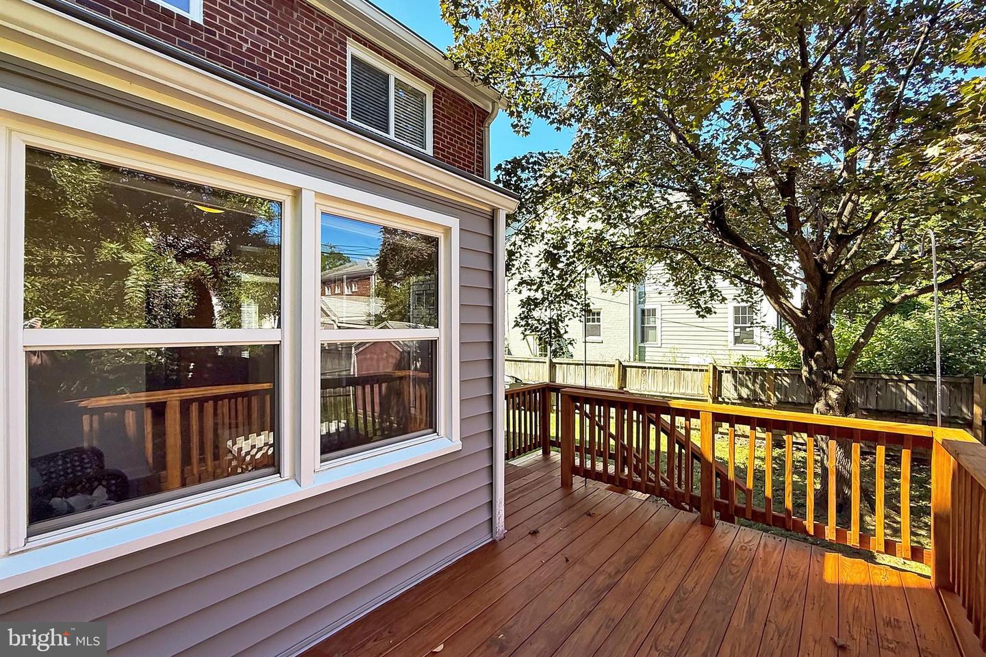 214 E SPRING ST E, ALEXANDRIA, Virginia 22301, 2 Bedrooms Bedrooms, ,1 BathroomBathrooms,Residential,For sale,214 E SPRING ST E,VAAX2049250 MLS # VAAX2049250