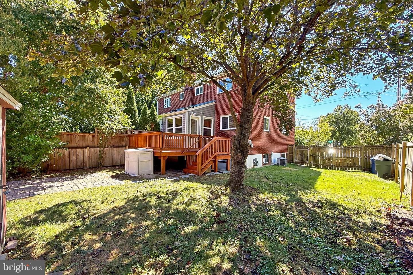 214 E SPRING ST E, ALEXANDRIA, Virginia 22301, 2 Bedrooms Bedrooms, ,1 BathroomBathrooms,Residential,For sale,214 E SPRING ST E,VAAX2049250 MLS # VAAX2049250