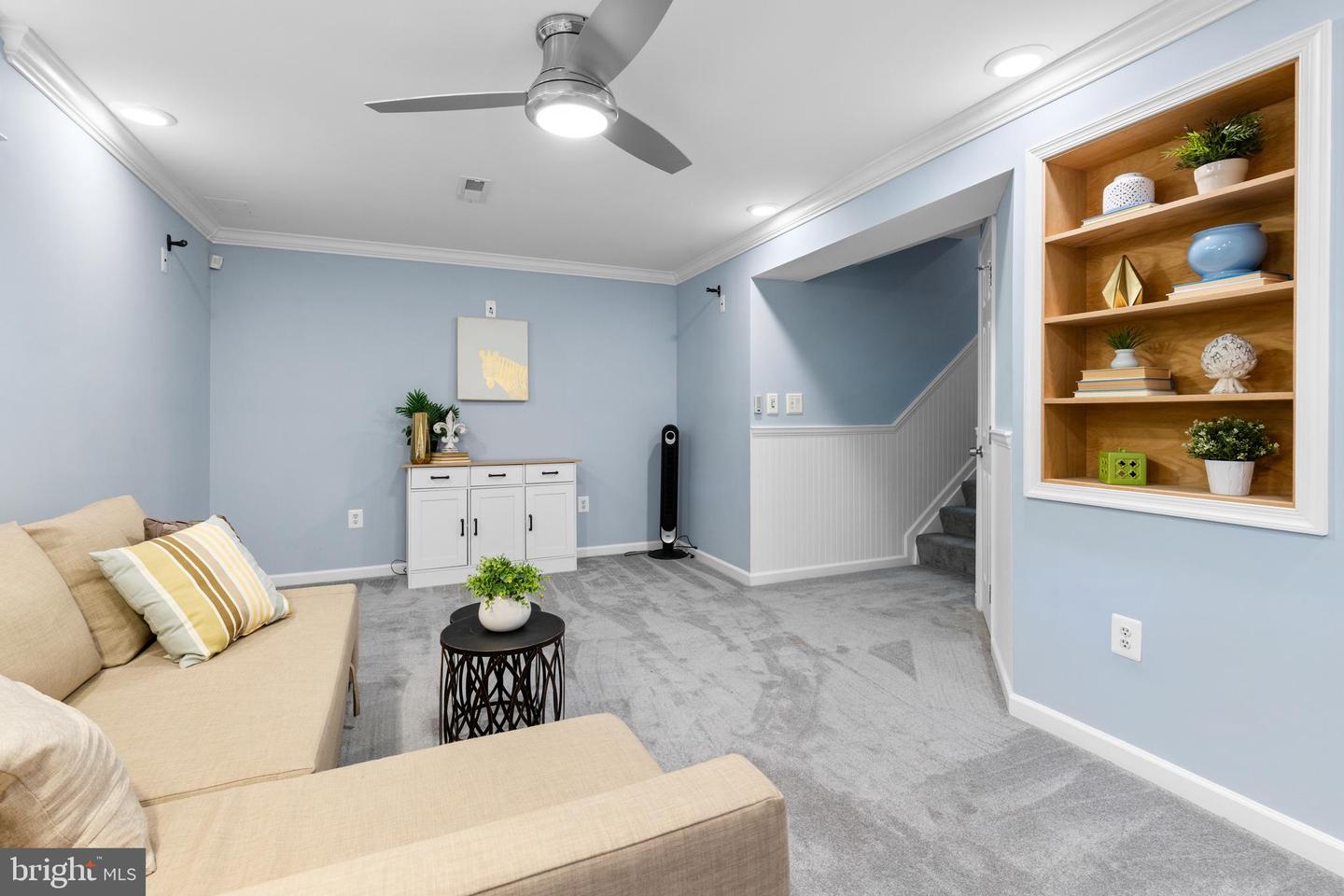 15062 LINDENBERRY LN, DUMFRIES, Virginia 22025, 3 Bedrooms Bedrooms, ,2 BathroomsBathrooms,Residential,For sale,15062 LINDENBERRY LN,VAPW2103244 MLS # VAPW2103244