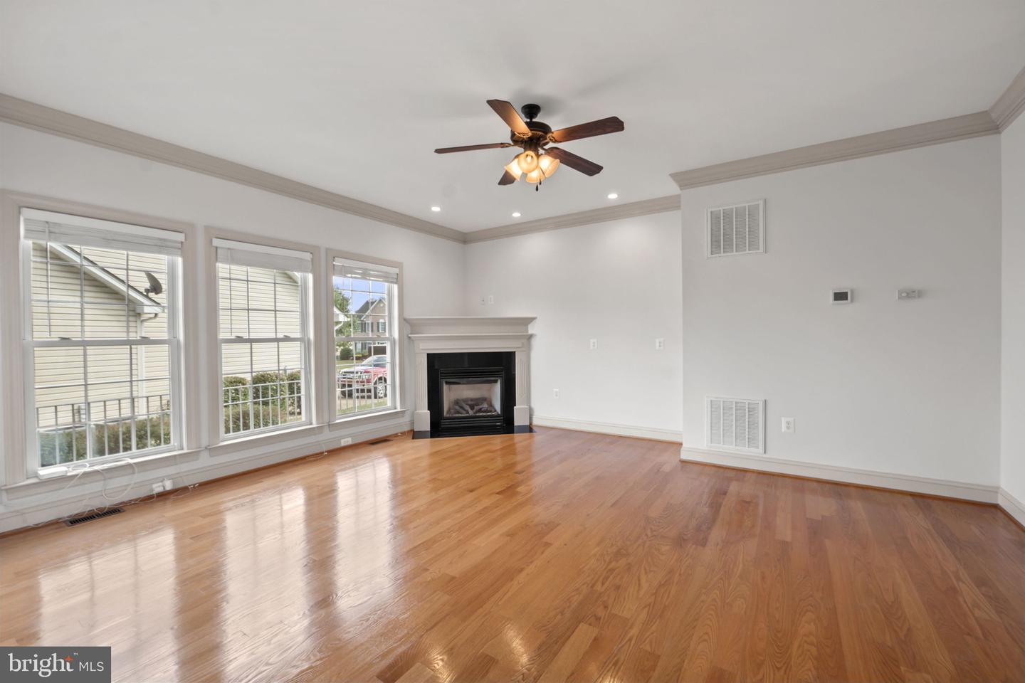 100 CABERNET CT, STEPHENS CITY, Virginia 22655, 3 Bedrooms Bedrooms, ,3 BathroomsBathrooms,Residential,For sale,100 CABERNET CT,VAFV2036618 MLS # VAFV2036618