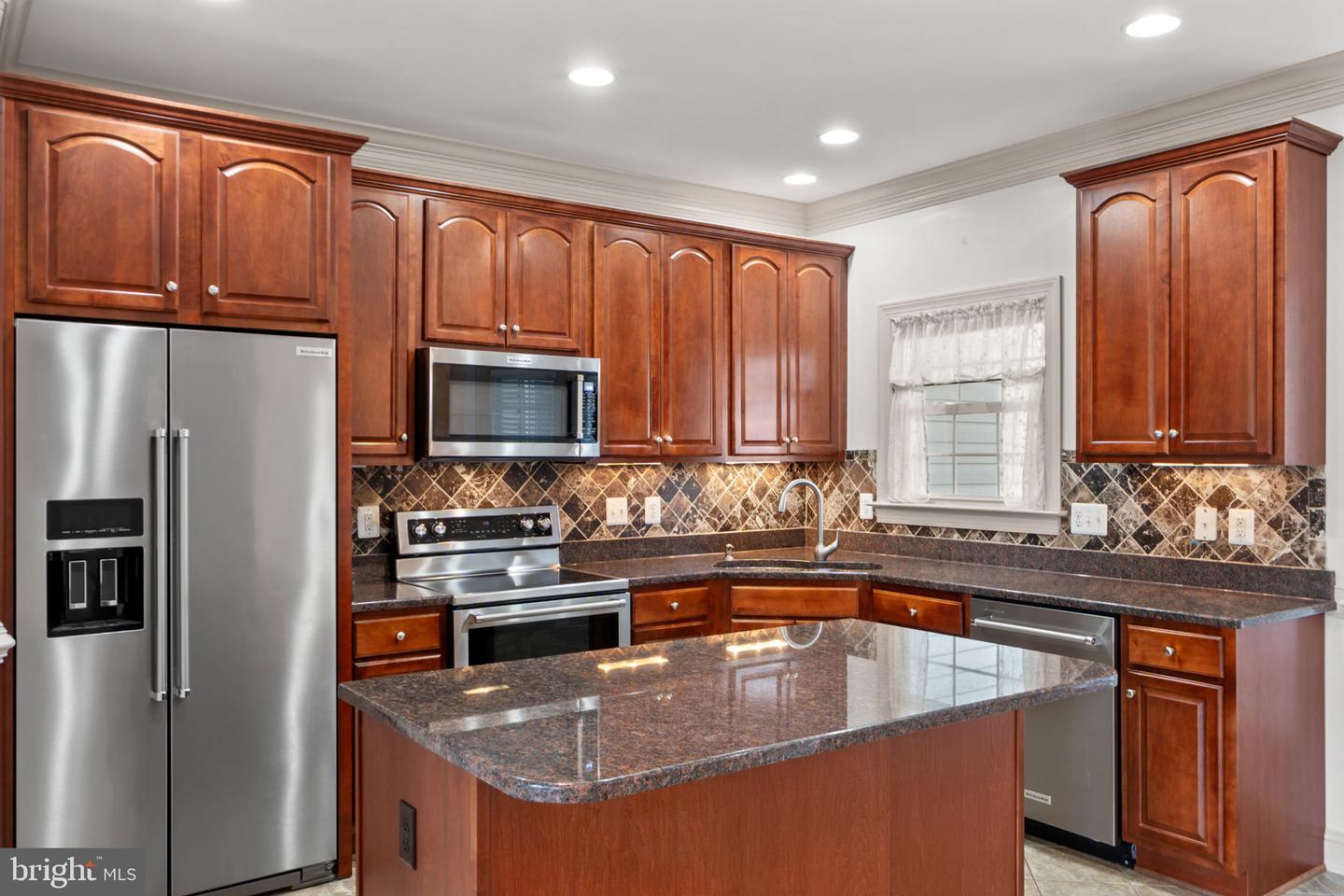 100 CABERNET CT, STEPHENS CITY, Virginia 22655, 3 Bedrooms Bedrooms, ,3 BathroomsBathrooms,Residential,For sale,100 CABERNET CT,VAFV2036618 MLS # VAFV2036618
