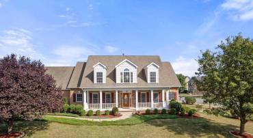100 CABERNET CT, STEPHENS CITY, Virginia 22655, 3 Bedrooms Bedrooms, ,3 BathroomsBathrooms,Residential,For sale,100 CABERNET CT,VAFV2036618 MLS # VAFV2036618