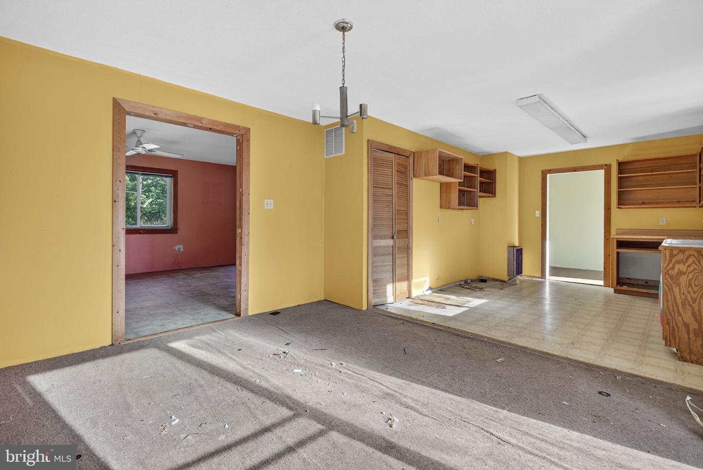 5312 WASHWRIGHT RD, HUME, Virginia 22639, 7 Bedrooms Bedrooms, ,3 BathroomsBathrooms,Residential,For sale,5312 WASHWRIGHT RD,VAFQ2018184 MLS # VAFQ2018184