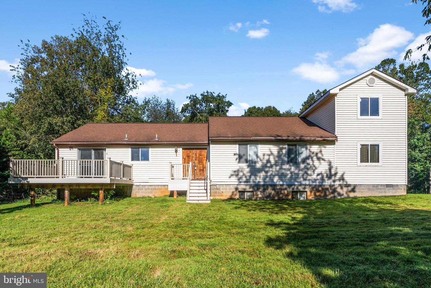 5312 WASHWRIGHT RD, HUME, Virginia 22639, 7 Bedrooms Bedrooms, ,3 BathroomsBathrooms,Residential,For sale,5312 WASHWRIGHT RD,VAFQ2018184 MLS # VAFQ2018184