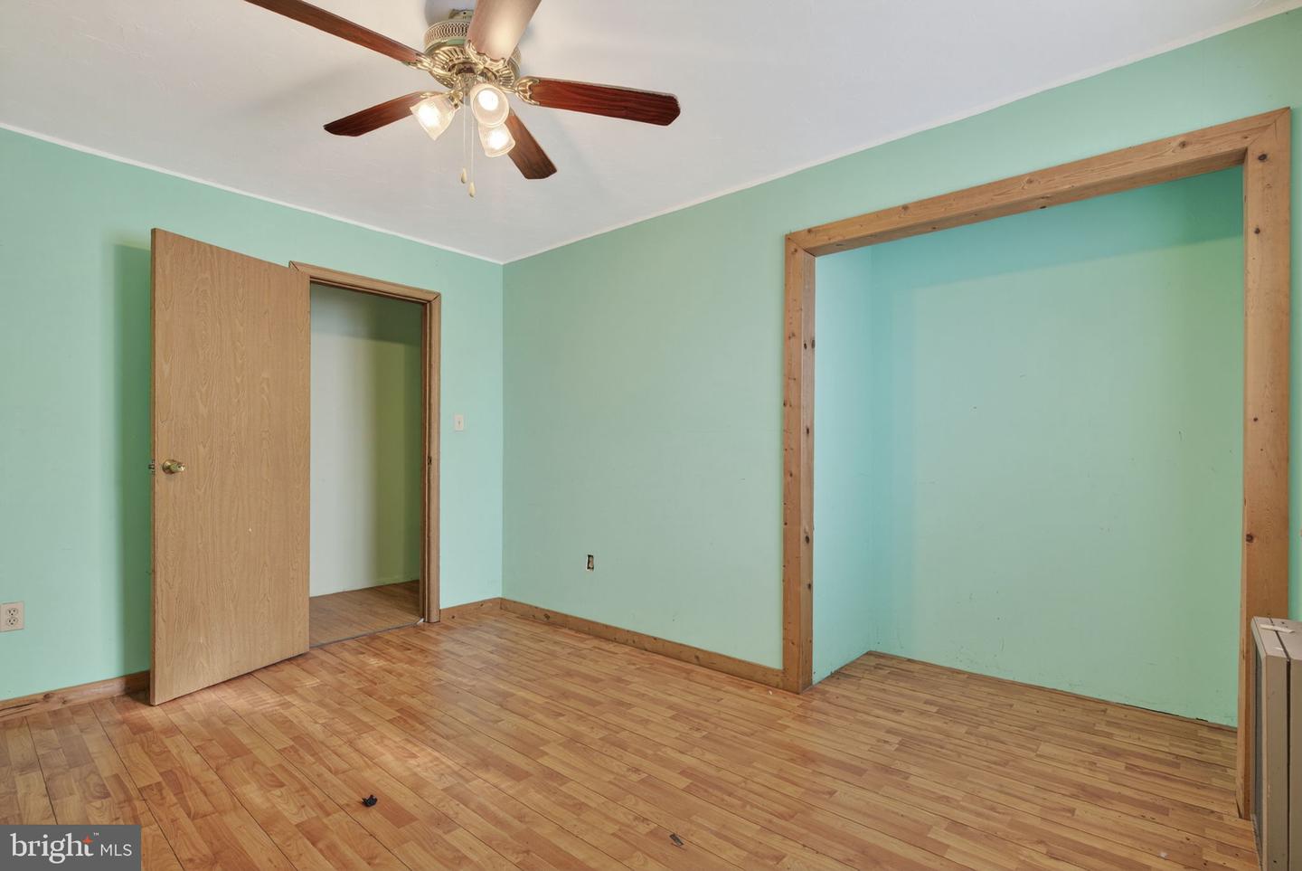 5312 WASHWRIGHT RD, HUME, Virginia 22639, 7 Bedrooms Bedrooms, ,3 BathroomsBathrooms,Residential,For sale,5312 WASHWRIGHT RD,VAFQ2018184 MLS # VAFQ2018184