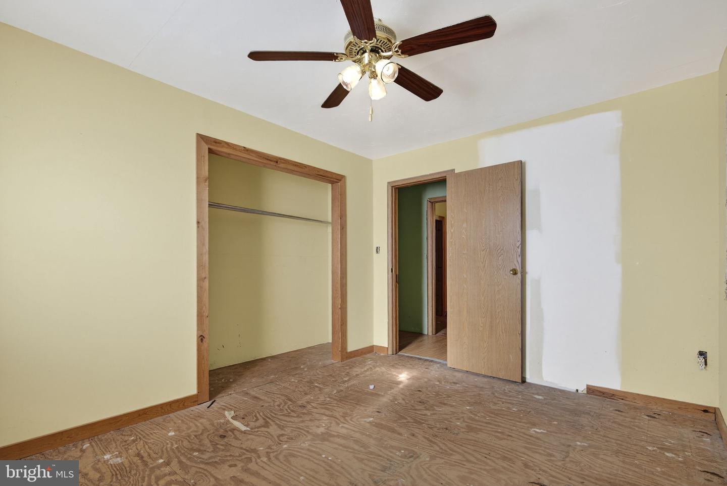 5312 WASHWRIGHT RD, HUME, Virginia 22639, 7 Bedrooms Bedrooms, ,3 BathroomsBathrooms,Residential,For sale,5312 WASHWRIGHT RD,VAFQ2018184 MLS # VAFQ2018184
