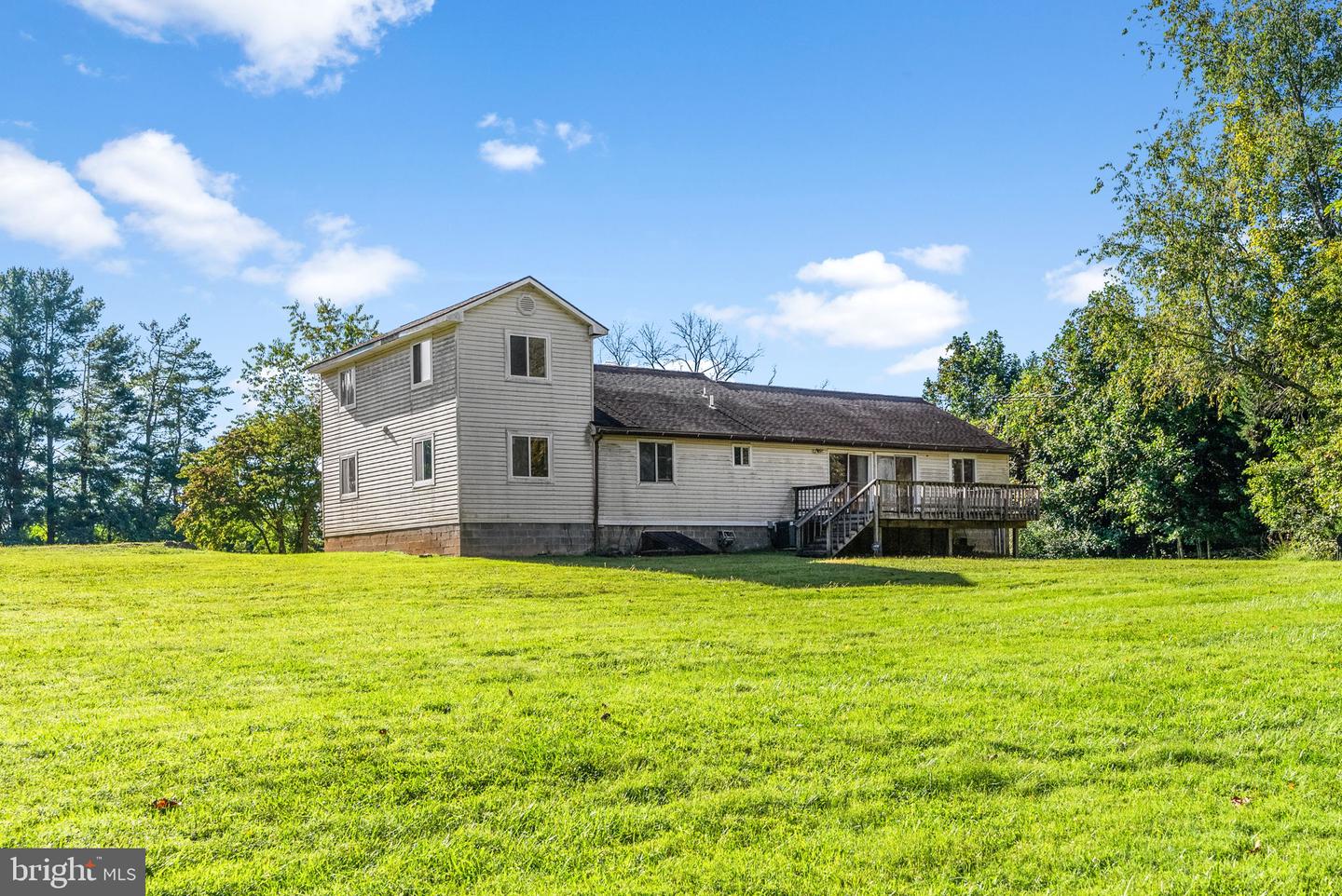 5312 WASHWRIGHT RD, HUME, Virginia 22639, 7 Bedrooms Bedrooms, ,3 BathroomsBathrooms,Residential,For sale,5312 WASHWRIGHT RD,VAFQ2018184 MLS # VAFQ2018184