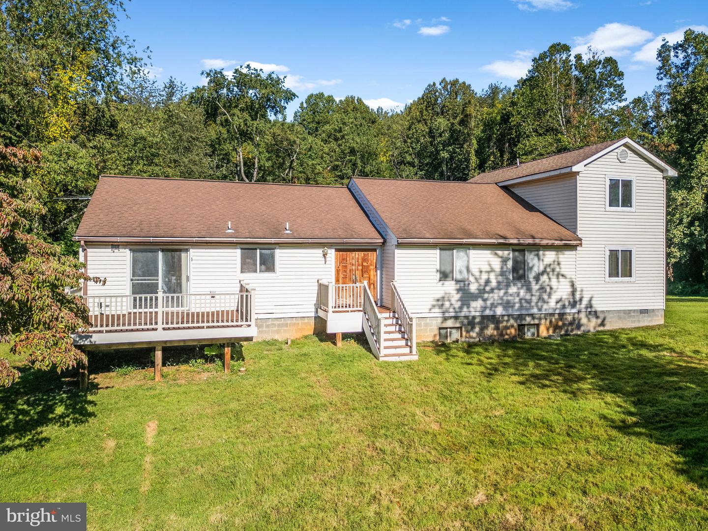 5312 WASHWRIGHT RD, HUME, Virginia 22639, 7 Bedrooms Bedrooms, ,3 BathroomsBathrooms,Residential,For sale,5312 WASHWRIGHT RD,VAFQ2018184 MLS # VAFQ2018184