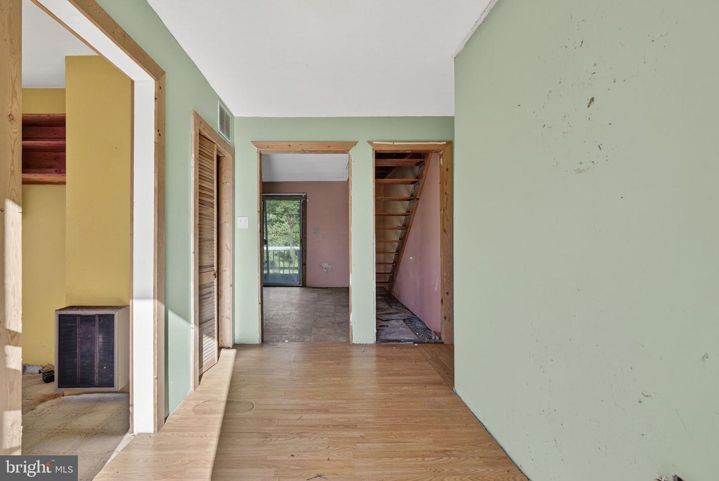 5312 WASHWRIGHT RD, HUME, Virginia 22639, 7 Bedrooms Bedrooms, ,3 BathroomsBathrooms,Residential,For sale,5312 WASHWRIGHT RD,VAFQ2018184 MLS # VAFQ2018184