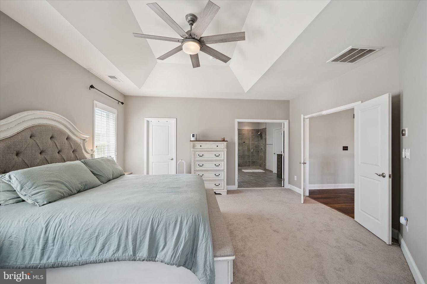 4622 HULL DR, HAYMARKET, Virginia 20169, 4 Bedrooms Bedrooms, ,4 BathroomsBathrooms,Residential,For sale,4622 HULL DR,VAPW2103454 MLS # VAPW2103454